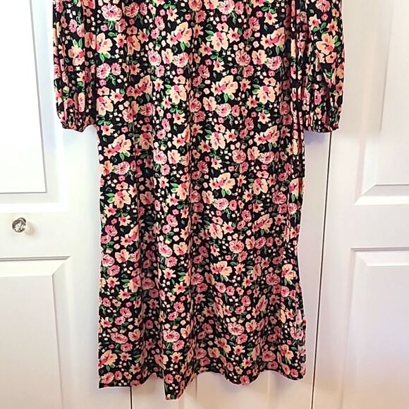 ASOS LONG BUBBLE SLEEVE MIDI DRESS IN BLACK FLORAL PRINT-MULTI Size 12 - Picture 4 of 12